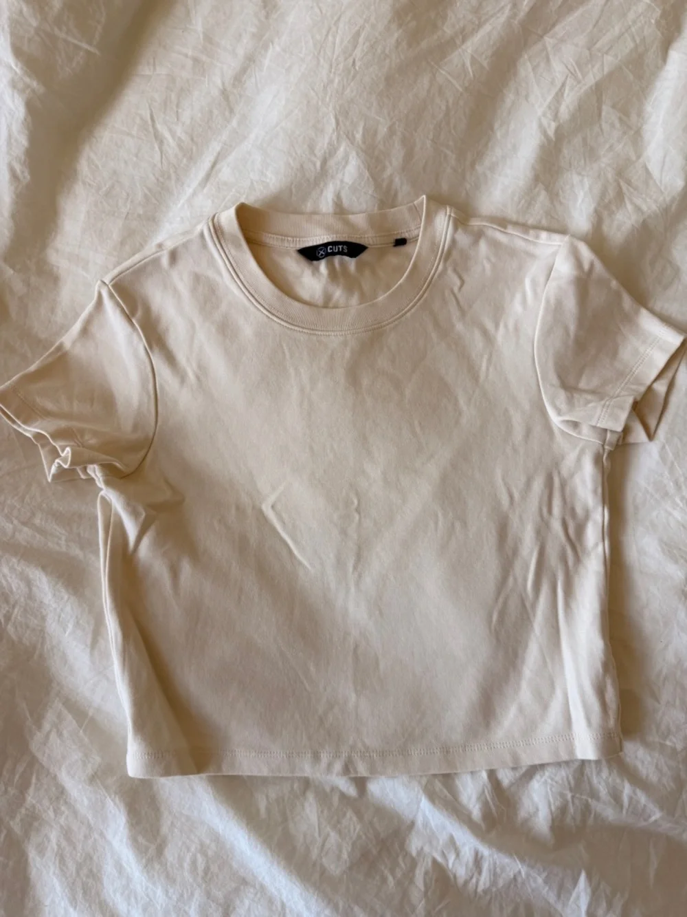 Cuts Clothing Cropped Tee in Soft Cream - Picture 1 of 6